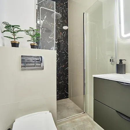 Superapart Marywilska 68b * ורשה