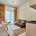 Superapart Marywilska 68b Varsovie