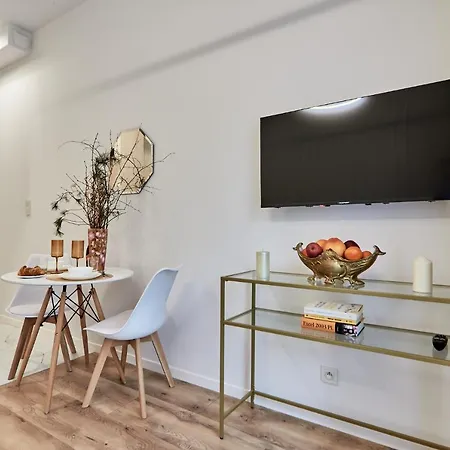 Superapart Marywilska 68b Daire